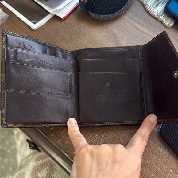Louis Vuitton Brown Wallet - Picture 9 of 10